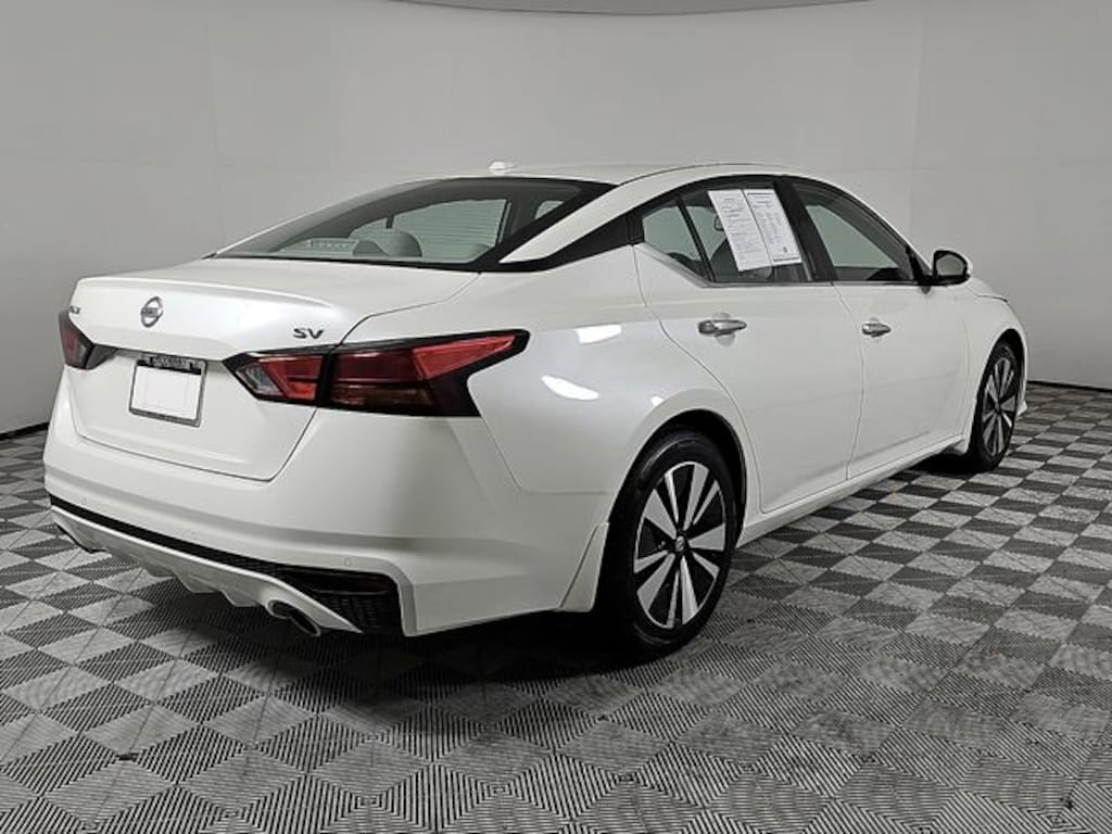 Used 2019 Nissan Altima 2.5 SV Sedan