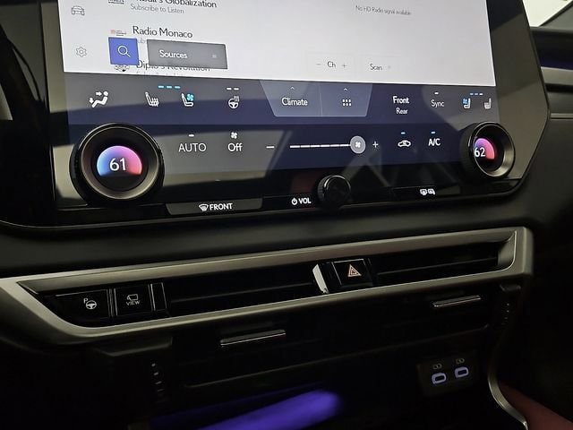 2026 Lexus RX Hybrid 500h - Photo 18