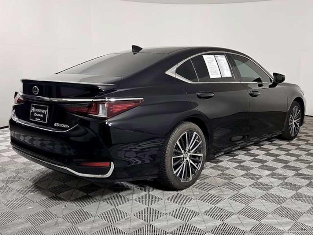 Certified 2024 Lexus ES 300h Base Sedan