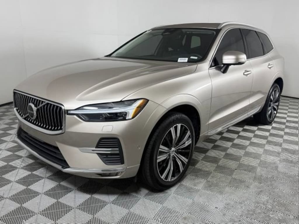 Used 2023 Volvo XC60 B5 FWD Plus Bright SUV