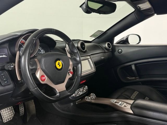 2014 Ferrari California Base - Photo 5