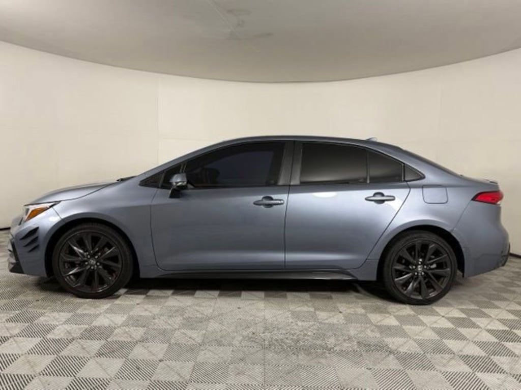 Used 2023 Toyota Corolla SE Sedan
