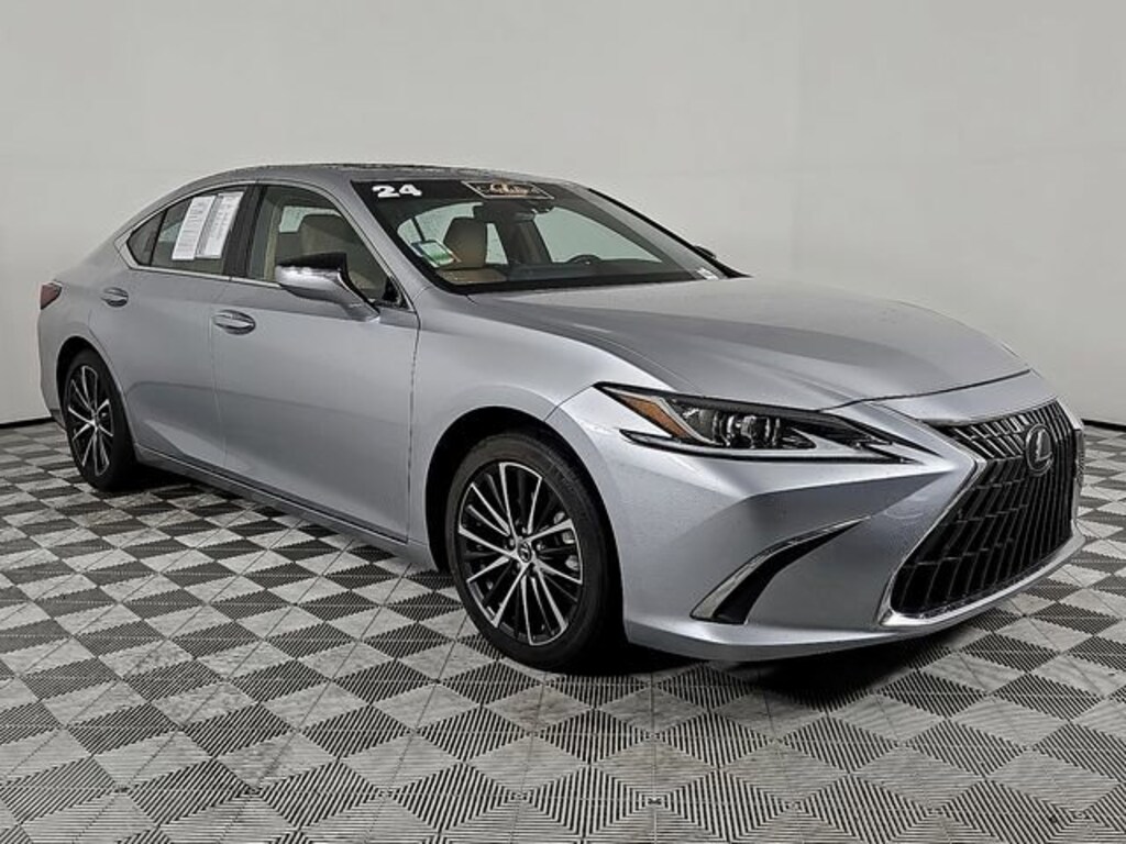 Used 2024 Lexus ES 350 Sedan