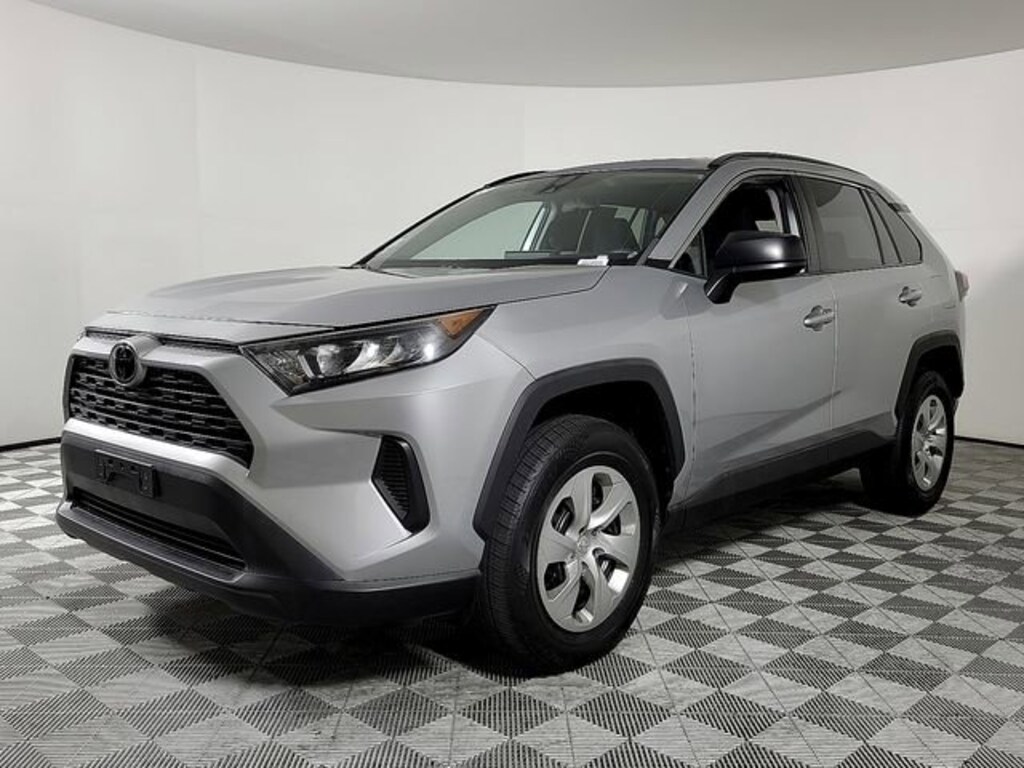 Used 2019 Toyota RAV4 LE SUV