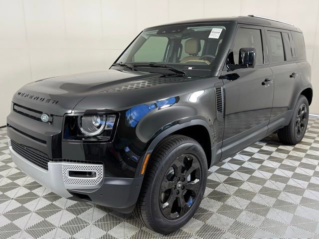2025 Land Rover Defender 110 S photo 2