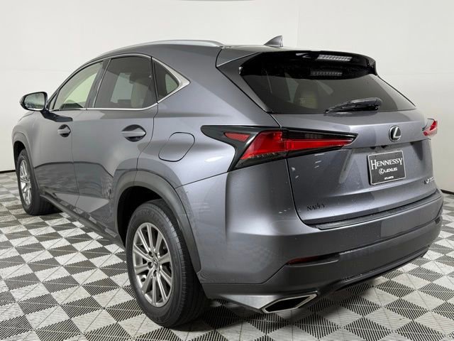 2019 Lexus NX 300 Luxury photo 3