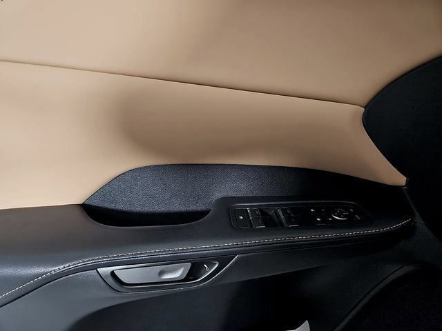 2025 Lexus RX 350 - Photo 14