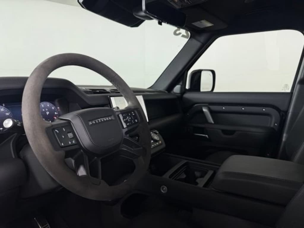 Used 2023 Land Rover Defender 110 V8 SUV