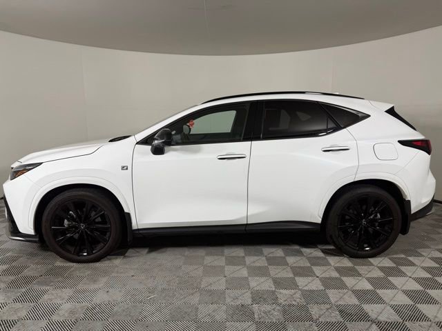 2024 Lexus NX 450h+ F SPORT Handling photo 2
