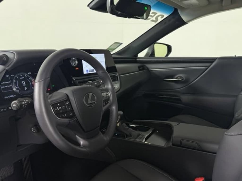 Certified 2025 Lexus ES 350 Base Sedan