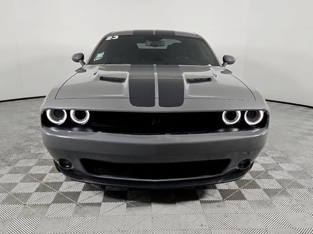 Used 2023 Dodge Challenger SXT Coupe