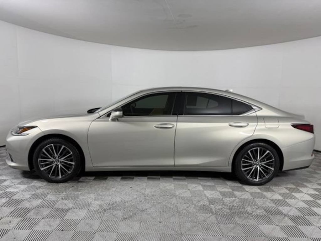 Used 2023 Lexus ES 350 Sedan