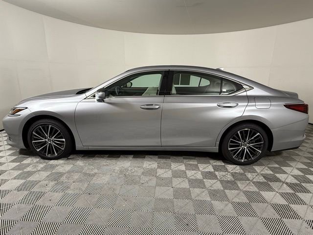 2025 Lexus ES 350 Base photo 2