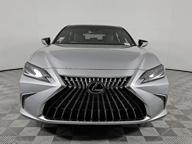 2025 Lexus ES 350 Ultra Luxury photo 2