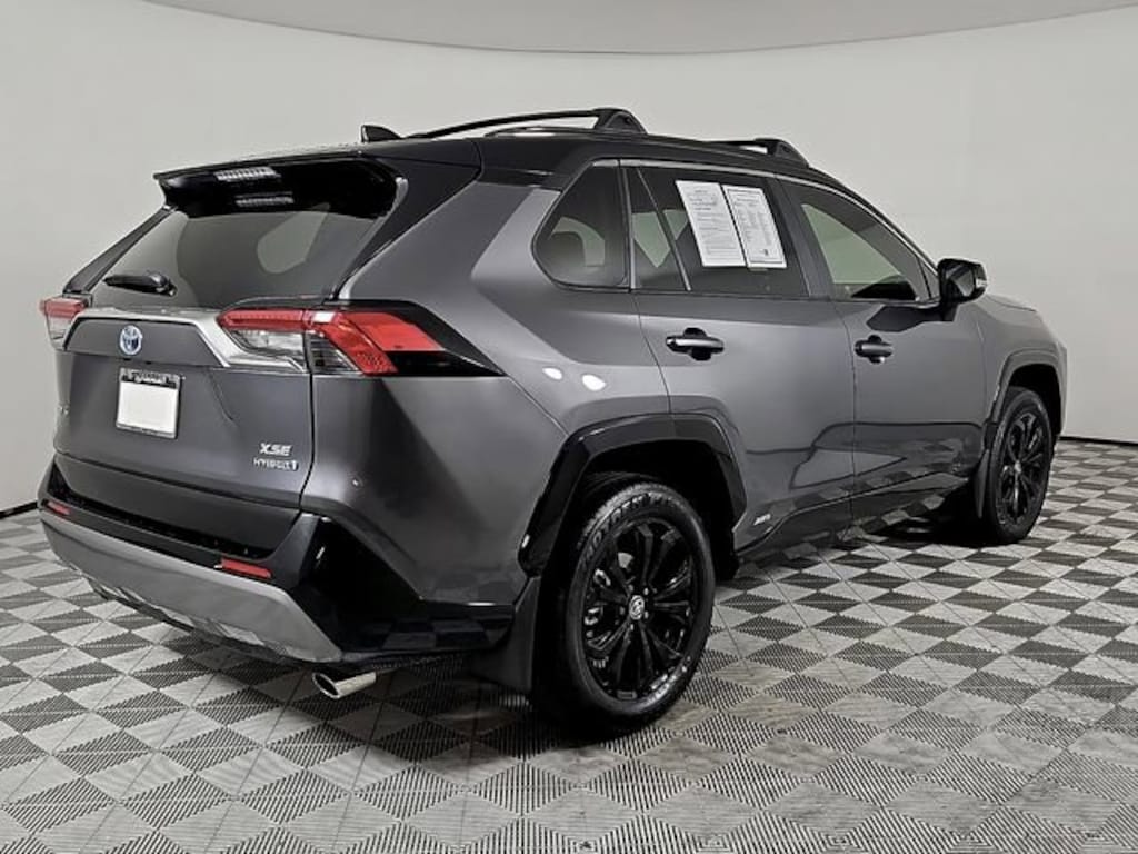 Used 2022 Toyota RAV4 Hybrid XSE SUV