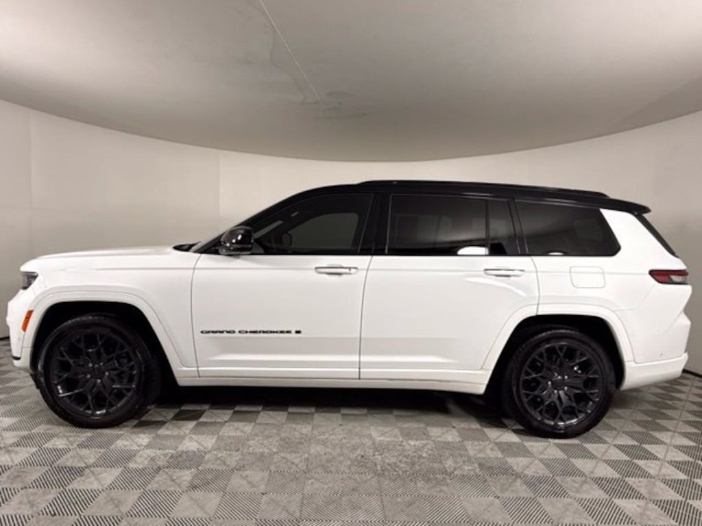 Used 2025 Jeep Grand Cherokee L Summit SUV