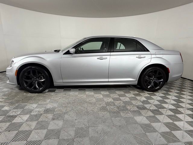 Used 2023 Chrysler 300 Touring L with VIN 2C3CCADG3PH552183 for sale in Atlanta, GA