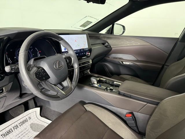 2023 Lexus RX 350h Luxury photo 4