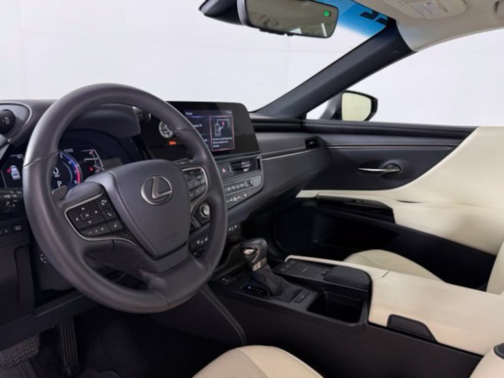 Used 2022 Lexus ES 350 Sedan