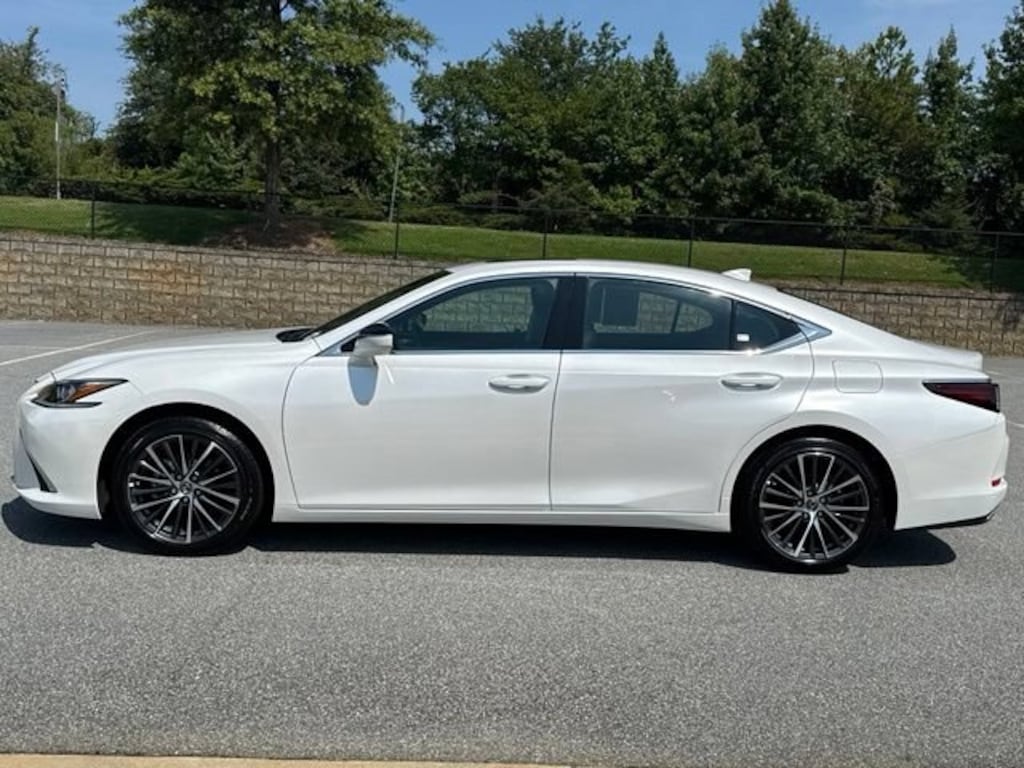 Certified 2025 Lexus ES 350 Base Sedan