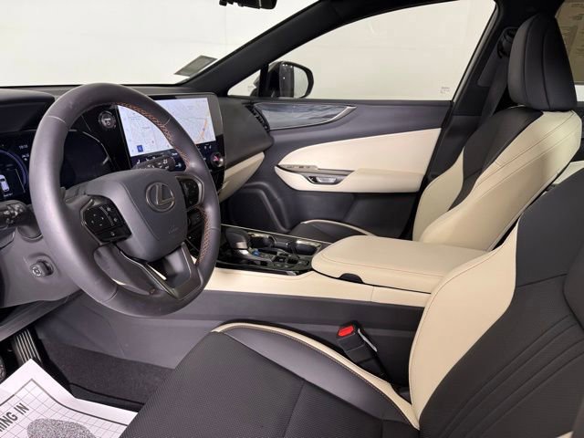2024 Lexus NX 350h Premium photo 4