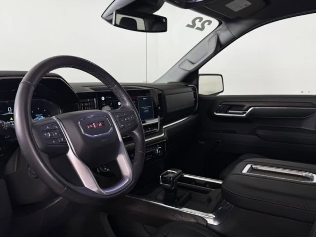 Used 2022 GMC Sierra 1500 SLT Truck Crew Cab