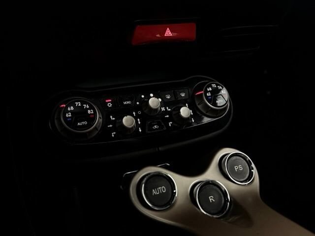 2014 Ferrari California Base - Photo 25