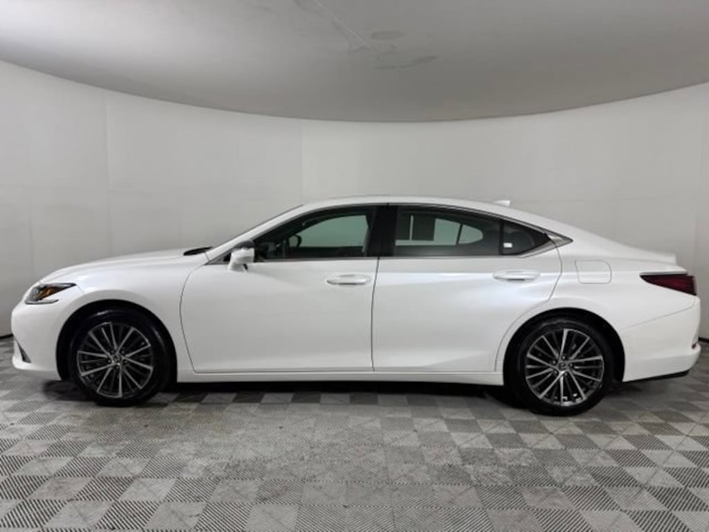 Certified 2025 Lexus ES 350 Base Sedan