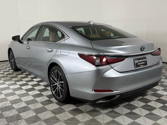 2022 Lexus ES 350 photo 3
