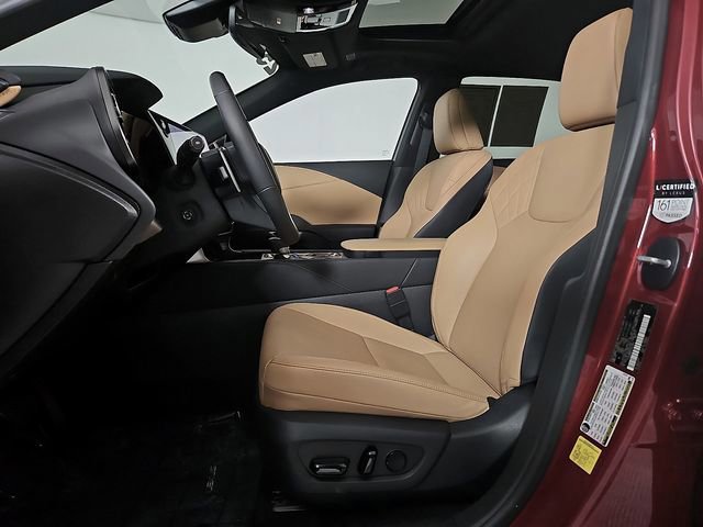 2025 Lexus RX 350 - Photo 15