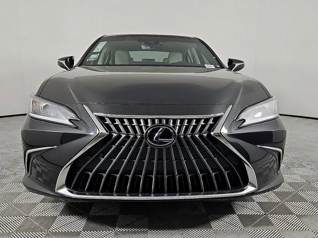 2025 Lexus ES 350 photo 2