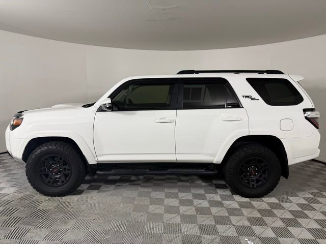 2023 Toyota 4Runner TRD Premium photo 2