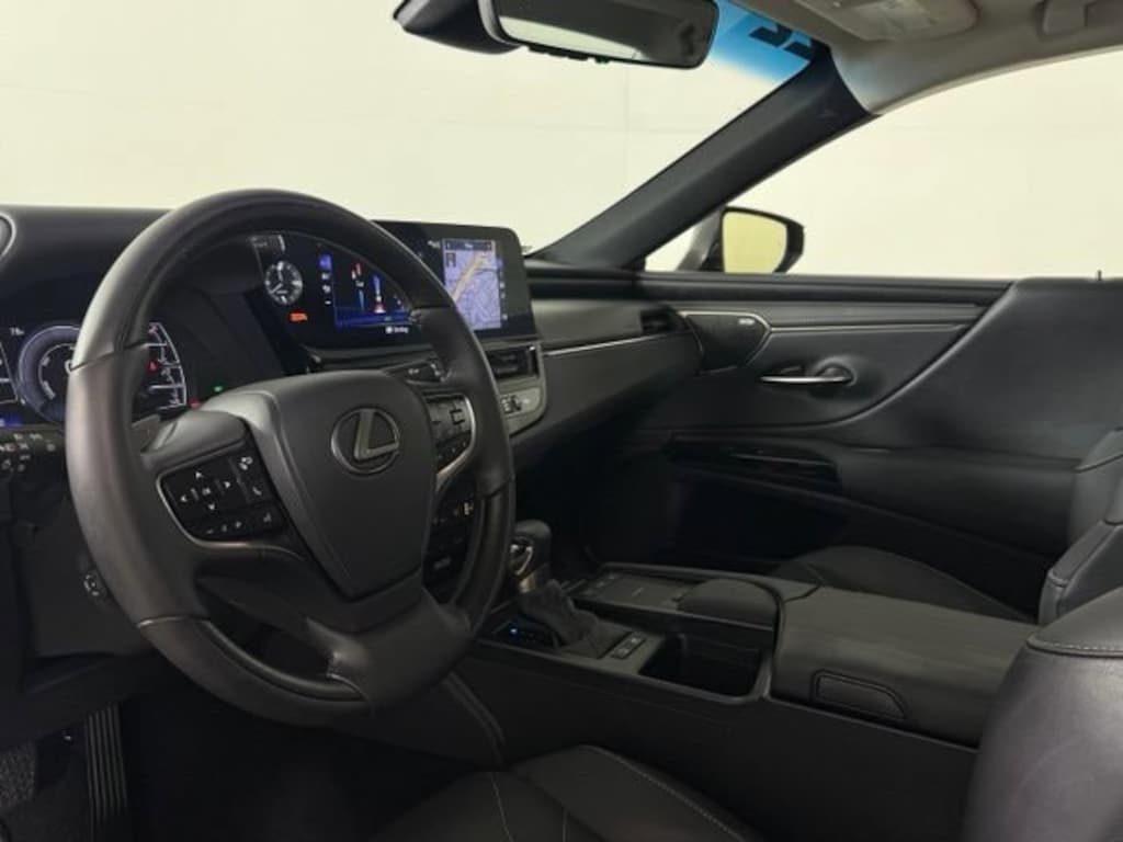 Certified 2022 Lexus ES 300h Ultra Luxury Sedan
