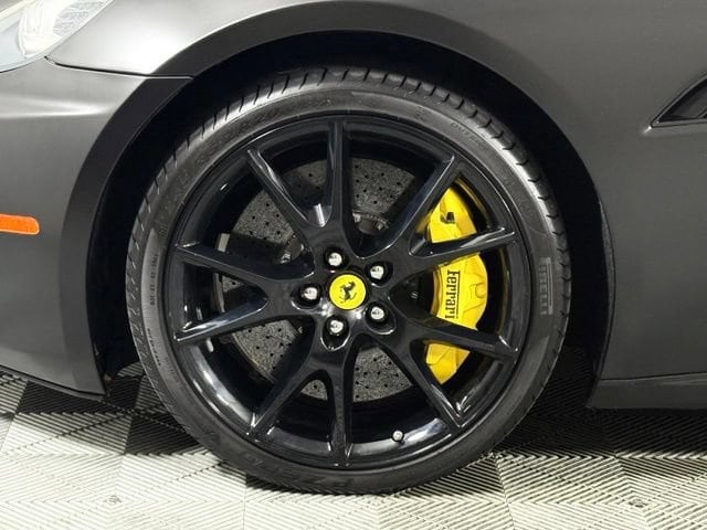 2014 Ferrari California Base - Photo 13