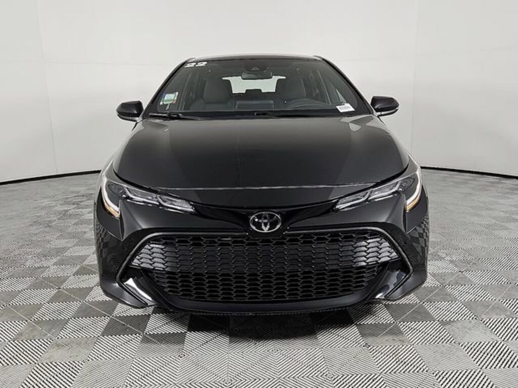 Used 2022 Toyota Corolla Hatchback SE Hatchback