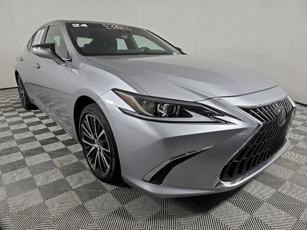 Used 2024 Lexus ES 350 Sedan
