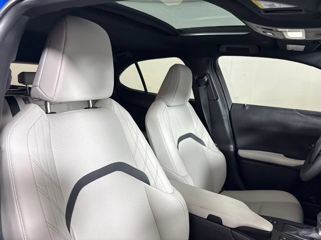 2024 Lexus UX Hybrid 250h Premium - Photo 18