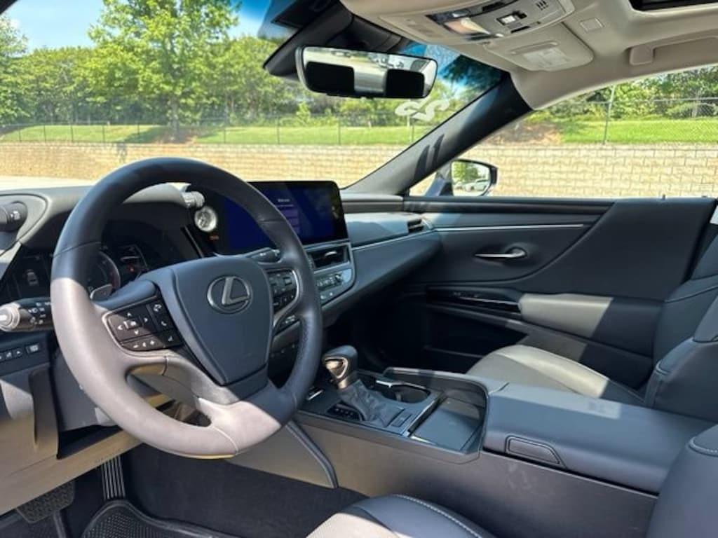 Certified 2025 Lexus ES 350 Base Sedan