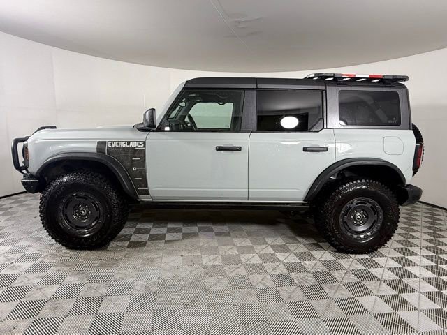 2024 Ford Bronco Everglades photo 3
