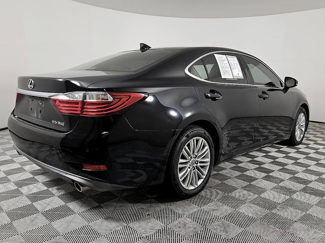 2015 Lexus ES 350 photo 4