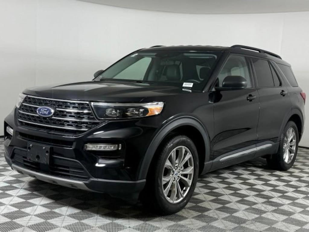 Used 2023 Ford Explorer XLT SUV