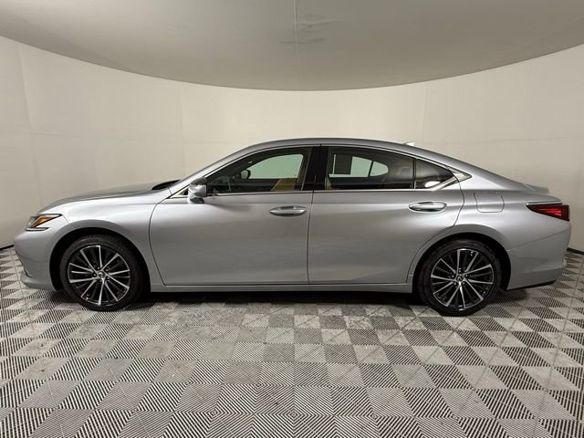 2025 Lexus ES 350 Base photo 2