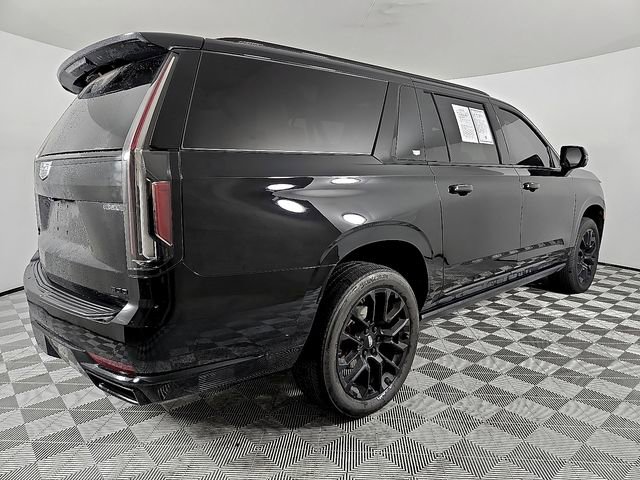 2022 Cadillac Escalade ESV Sport photo 4