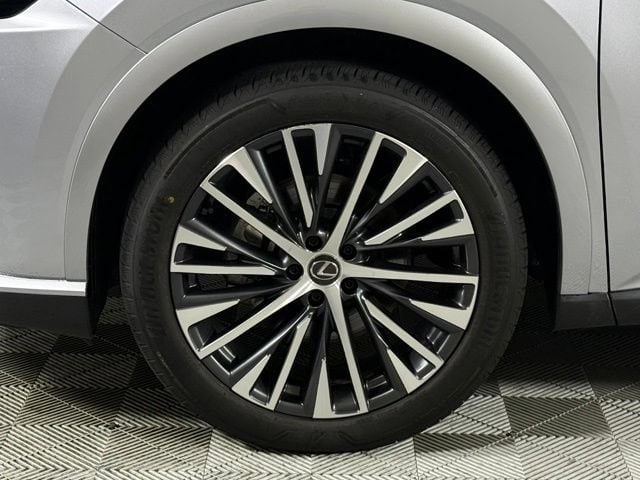 2023 Lexus RX 350 - Photo 14