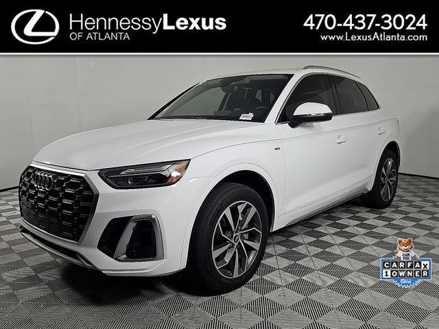 2022 Audi Q5 Premium Plus's photo