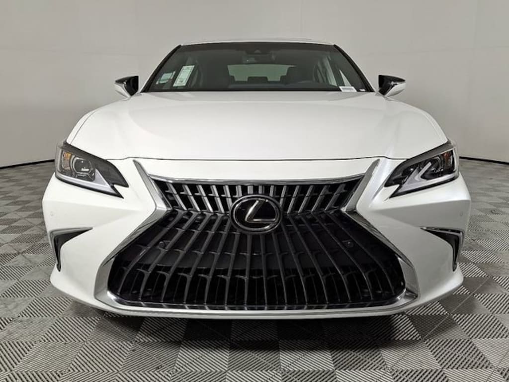 New 2025 Lexus ES 300h SEDAN