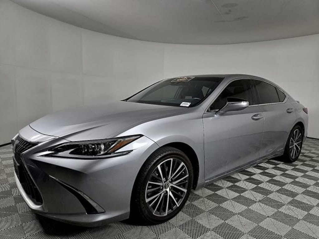 Used 2022 Lexus ES 300h Sedan