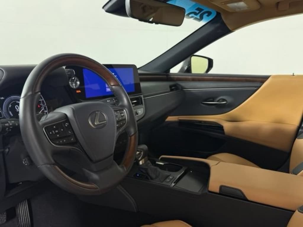 Certified 2025 Lexus ES 300h Luxury Sedan