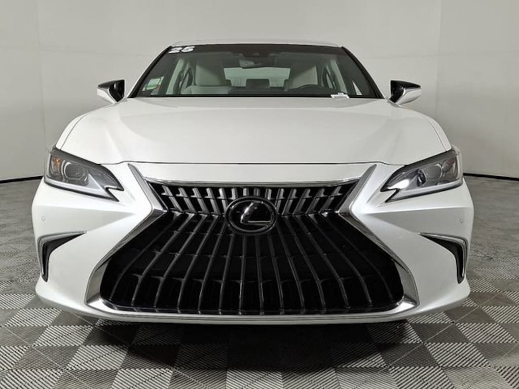 Used 2025 Lexus ES 350 Base Sedan