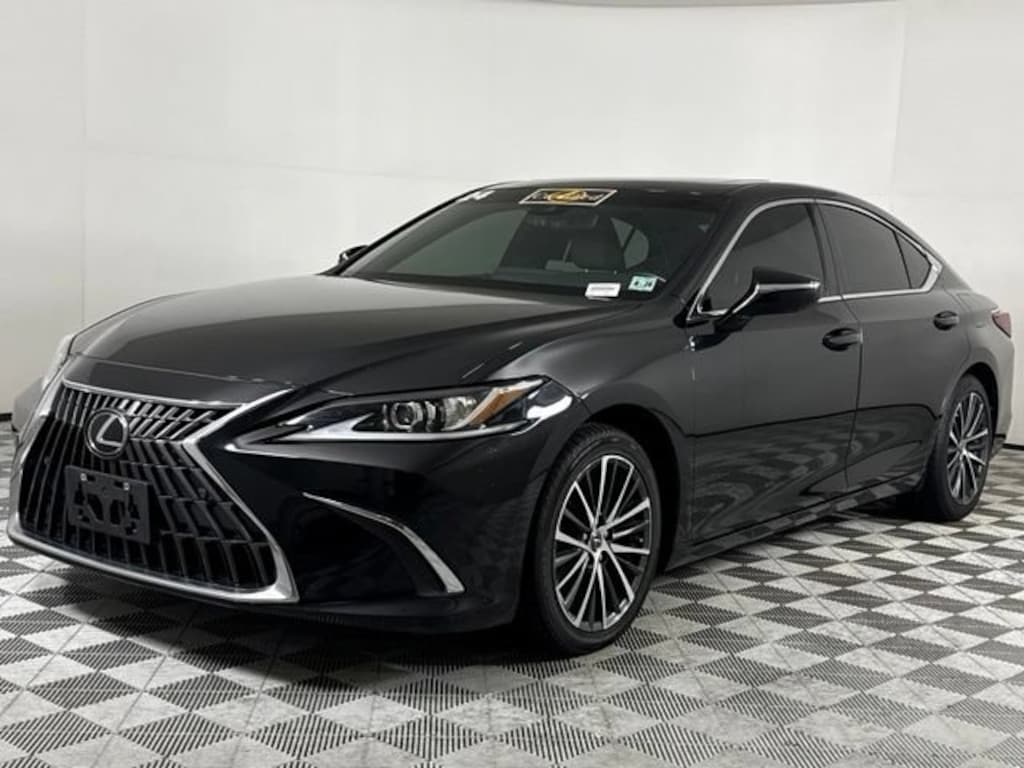 Used 2024 Lexus ES 350 Sedan